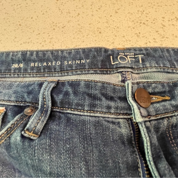 Like New - LOFT Jeans - Size 6 (waist 17”) - Picture 2 of 4